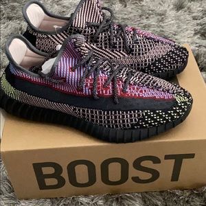 COPY - NEW! Yeezy Boost 350 V2